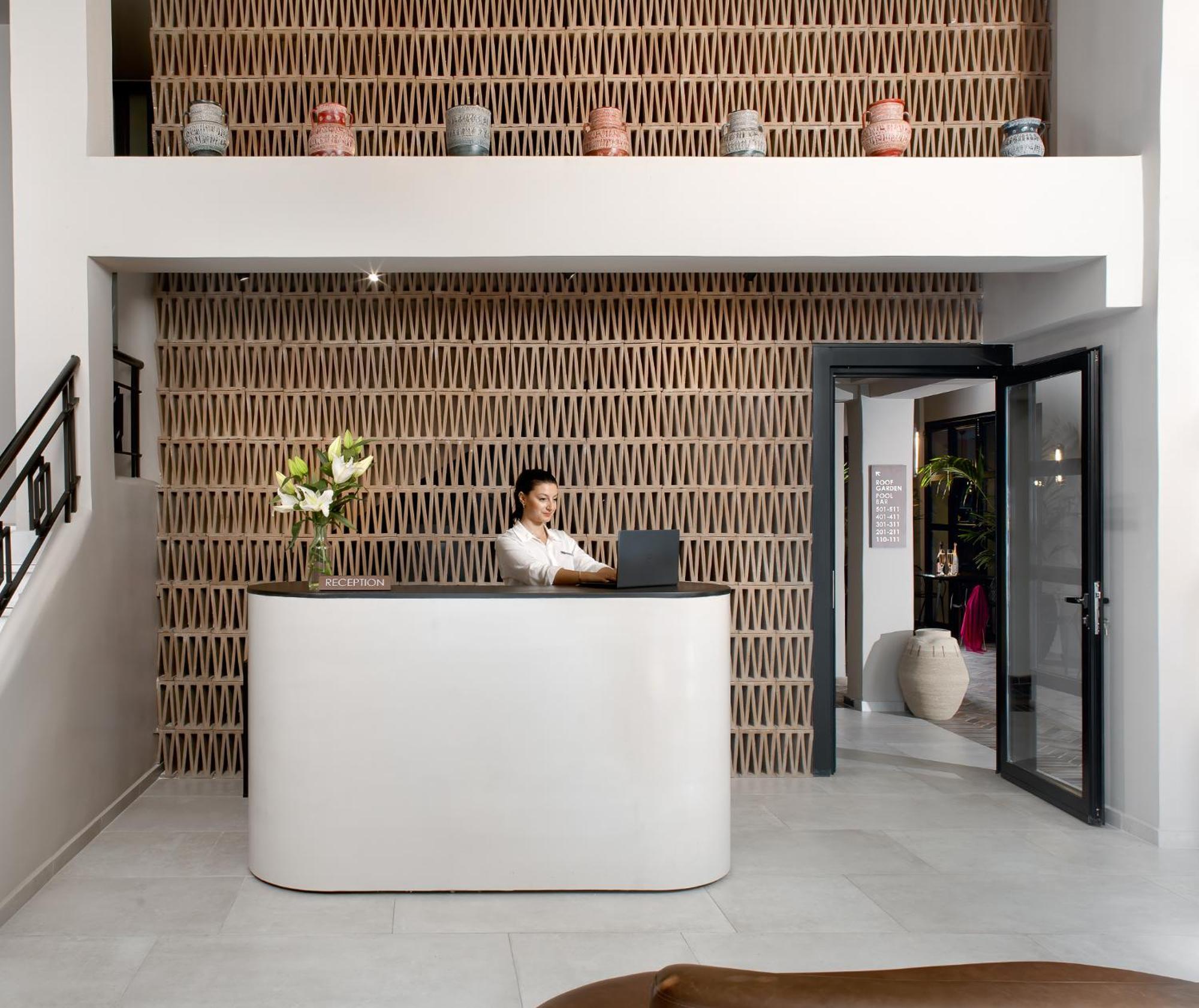 Anise, Aluma Hotels & Resorts Атина Екстериор снимка